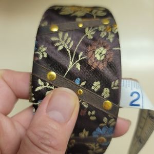 Cloth headband